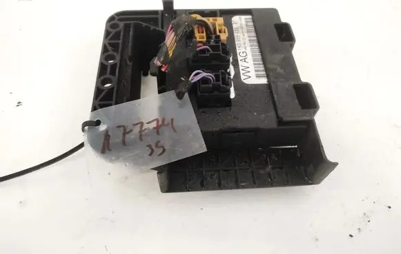 Volkswagen Jetta V Comfort/convenience module 1K0959433BT