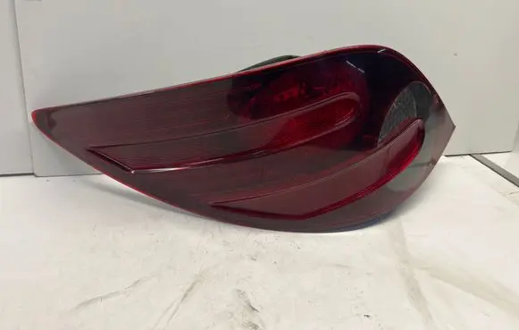 Mercedes-Benz R W251 Rear/tail lights A2518201564