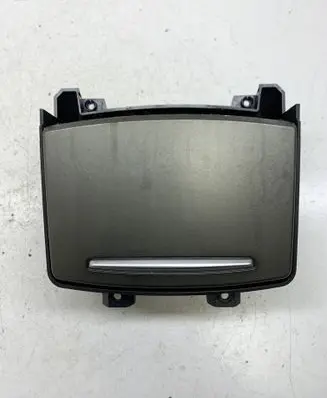 Cup holder front