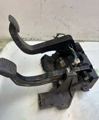 Fiat Ducato Pedal assembly 3802501017