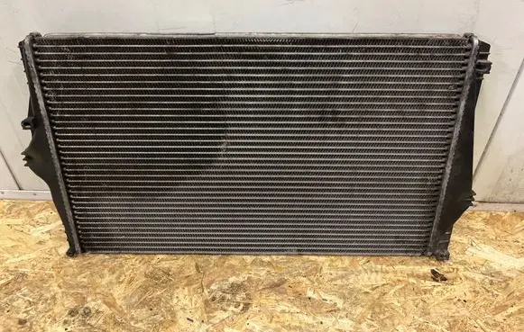 Volvo XC90 Intercooler radiator 874387Q 8627375 04974517