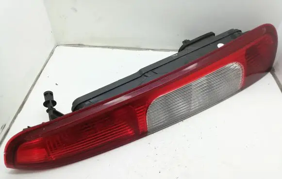Ford C-MAX I Rear/tail lights 3M5113N411AA