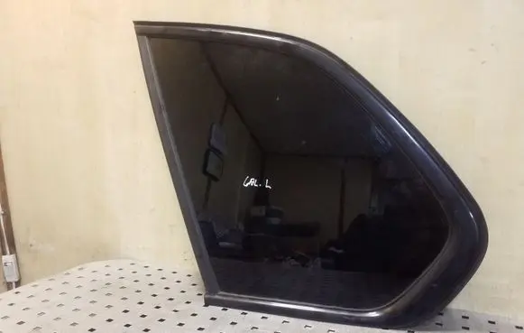 BMW X5 E70 Rear side window
