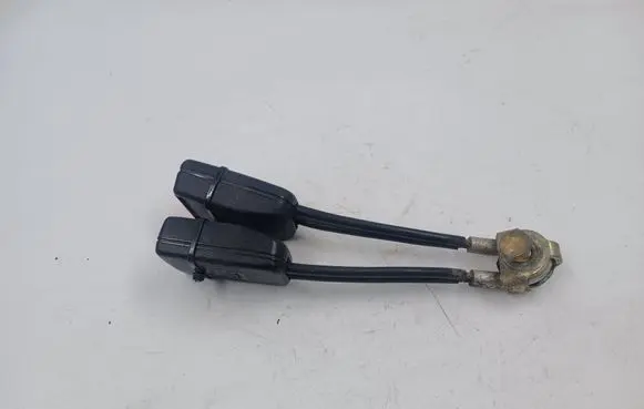 Seat Toledo II (1M) Rear seatbelt buckle 1J0857448 357857739B