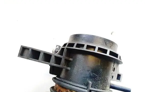 Volvo V50 Mass air flow meter 7M5112B579BB