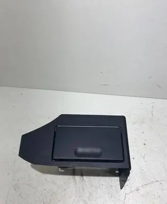 BMW 5 E39 Rear door ashtray 8200234