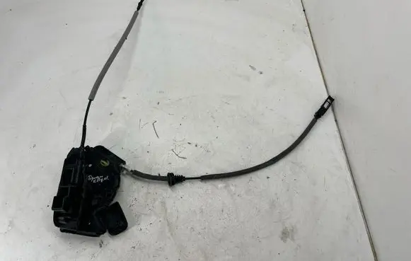 Volkswagen Tiguan Allspace Rear door lock 17A839015