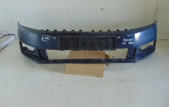 Volkswagen PASSAT B7 Front bumper 231256458