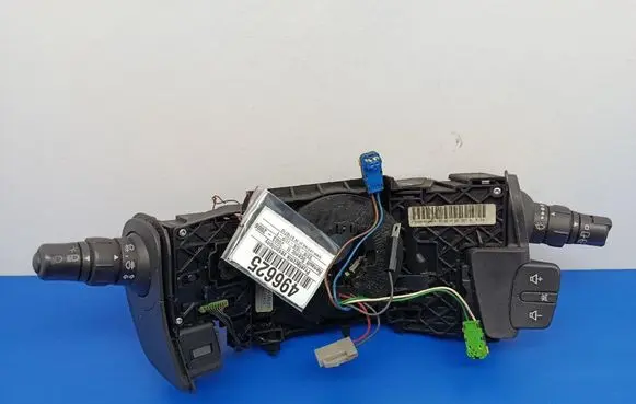 Renault Scenic II - Grand scenic II Other switches/knobs/shifts 7701060400