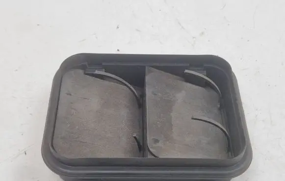 Nissan Qashqai Quarter panel pressure vent GM91166963