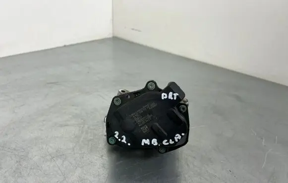 Mercedes-Benz CLA C117 X117 W117 EGR valve A6511400860 A2C83261000