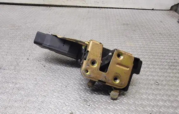 Mitsubishi Space Star Front door lock