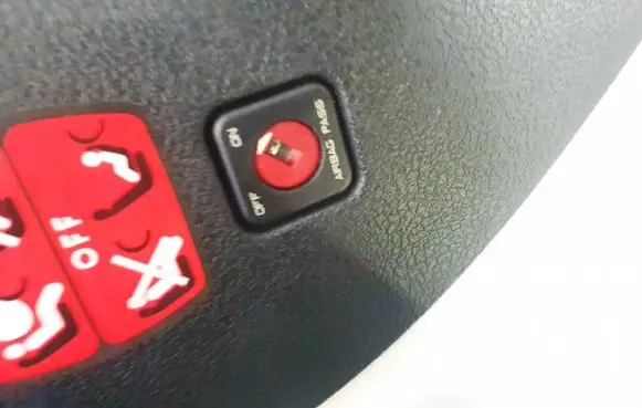 Peugeot 407 Passenger airbag on/off switch 95835t02