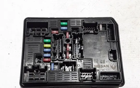 Renault Espace V (RFC) Fuse module 284B60956R