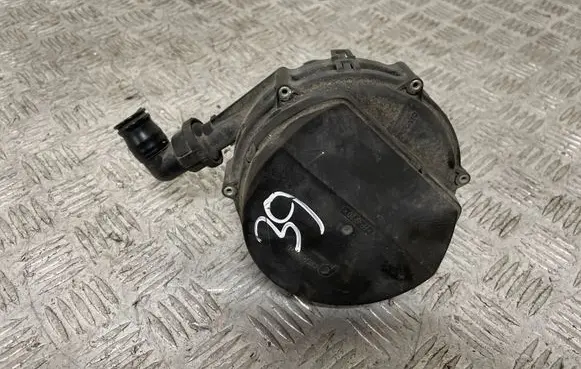 BMW 5 E39 Secondary air pump 72216628 721852