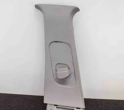 Hyundai i30 (B) pillar trim (bottom) 