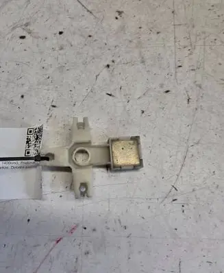 Volkswagen Golf IV Other exterior part 3B0839833