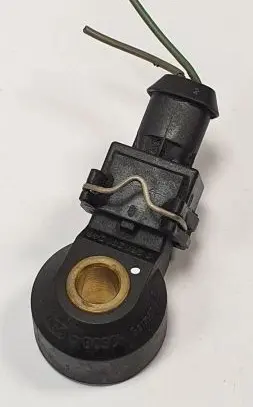 Volvo 960 Detonation knock sensor 0261231046