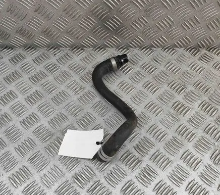 Volvo XC90 Engine coolant pipe/hose 32138761