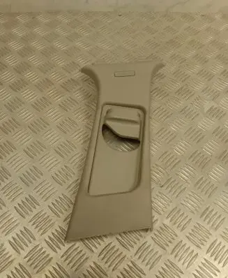 Mercedes-Benz C W204 (B) pillar trim (top) A2048601030