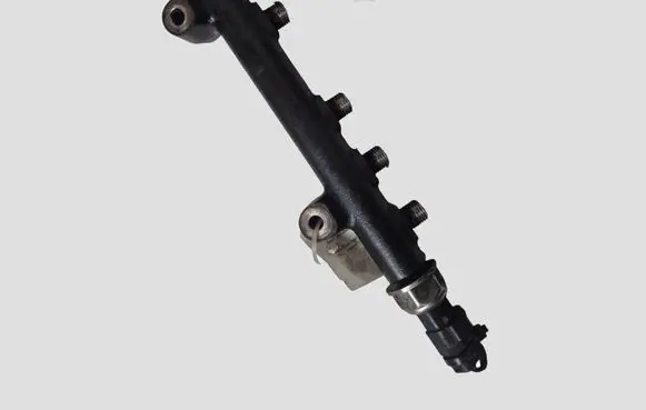 Ford Mondeo MK IV Fuel main line pipe 9685297580