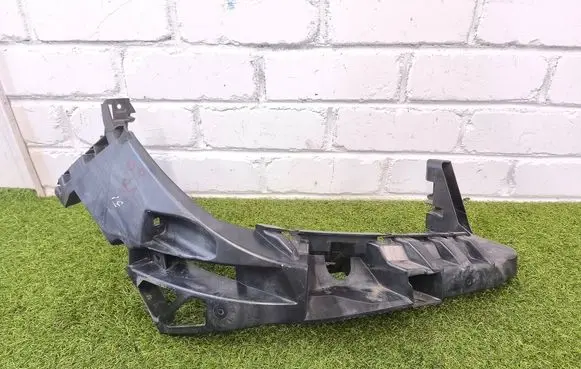 Mercedes-Benz ML W166 Headlight/headlamp mounting bracket A1666200291