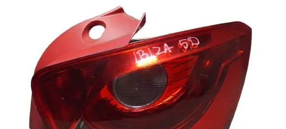 Seat Ibiza IV (6J,6P) Rear/tail lights