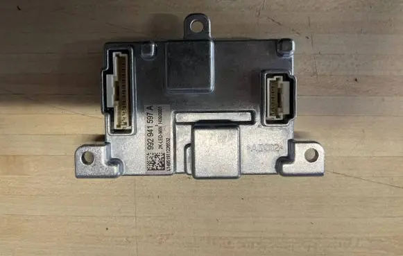 Skoda Scala LED ballast control module 99294157a