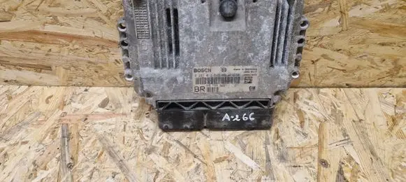 Opel Zafira B Engine control unit/module 0281012549 55198922