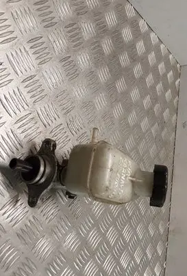 KIA Carnival Master brake cylinder