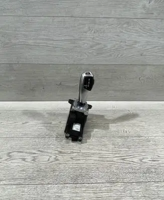 BMW X5 E70 Gear shifter/selector 9228612 9228827 1002215101