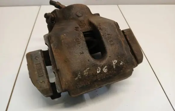 BMW X5 E53 Front brake caliper