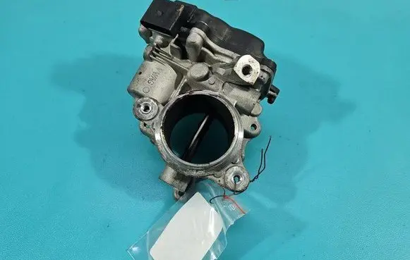 Skoda Superb B8 (3V) Throttle body valve 04L128063 IMPRK1480714