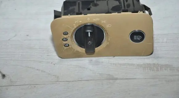 Mercedes-Benz CLS C219 Light switch 2195450104