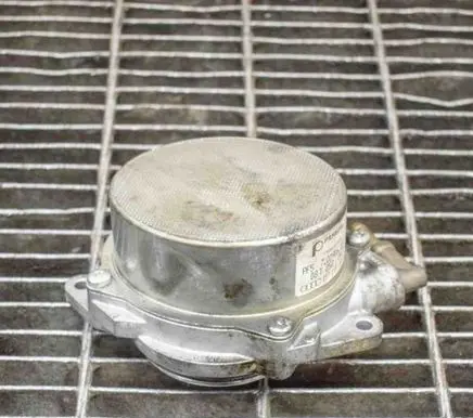 Audi A5 8T 8F Vacuum pump 057145100AF 700906110
