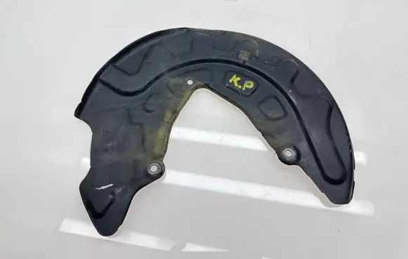 Volkswagen PASSAT B8 Front brake disc dust cover plate 3Q0400053BM