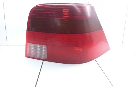 Volkswagen Golf IV Rear/tail lights E95170