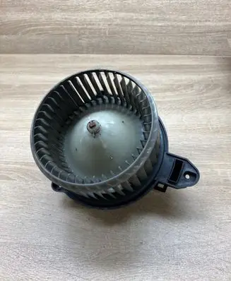 Audi A6 S6 C5 4B Heater fan/blower 4B1820021 0130111202