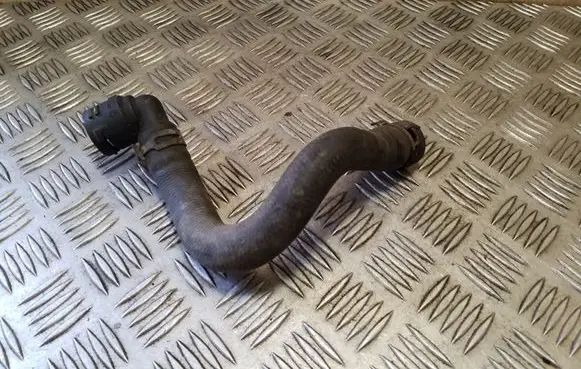 Volkswagen PASSAT CC Engine coolant pipe/hose