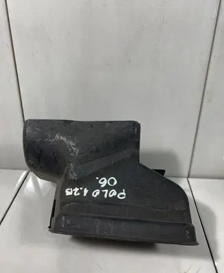 Volkswagen Polo IV 9N3 Air intake duct part 6Q0805971F