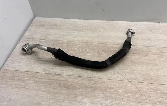 Air conditioning (A/C) pipe/hose