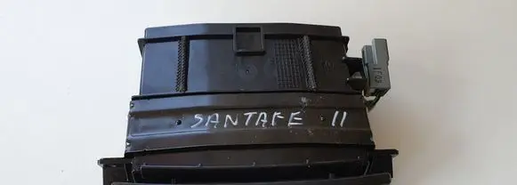 Hyundai Santa Fe Ashtray (front) 