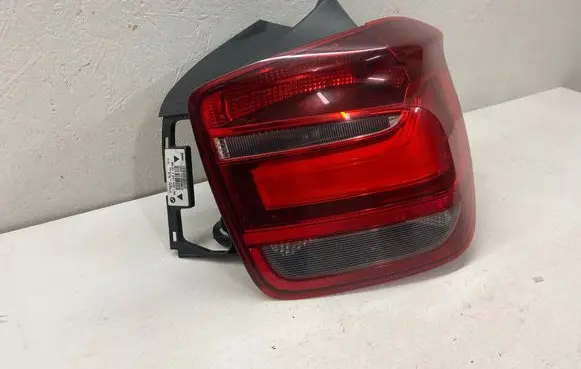 BMW 1 F20 F21 Rear/tail lights 7241542 90006573