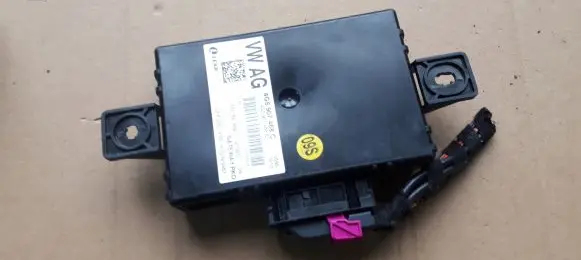 Audi A6 S6 C7 4G Gateway control module 4G5907468C