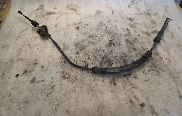 Mitsubishi Pajero Gear shift cable linkage
