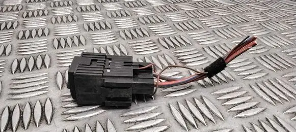 BMW 5 F10 F11 Other relay 6136690146901 6901469