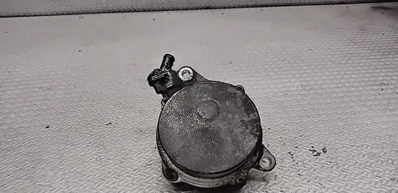 Vacuum pump