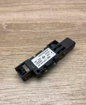 Audi A3 S3 8P Airbag deployment crash/impact sensor 4B0959643E