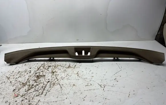 Volvo XC70 (D)pillar trim (top) ETRBA