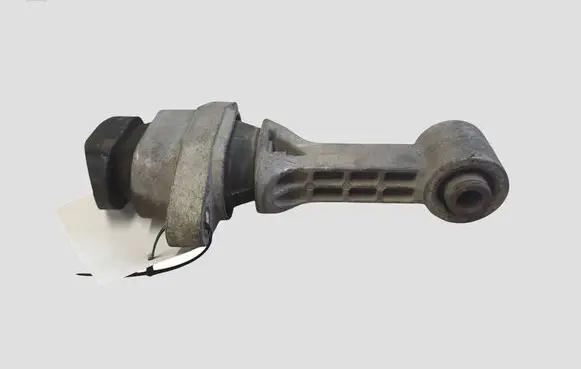 Hyundai i40 Engine mount bracket